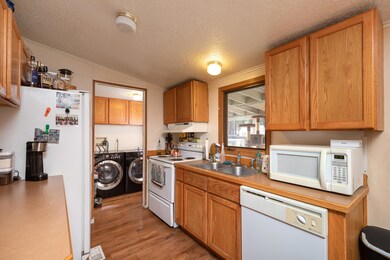 19447 Apache Rd (4 of 15)