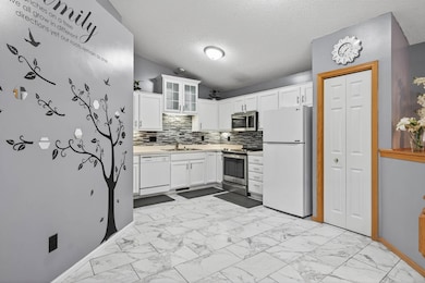 8827 Coffman Path, Inver Grove Heights, MN 55076 - photo 7