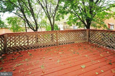 7474 Hickory Log Cir, Columbia, MD 21045 - photo 4