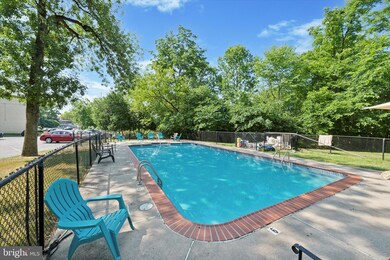 335 E Lancaster Ave unit A-13, Downingtown, PA 19335 - photo 3