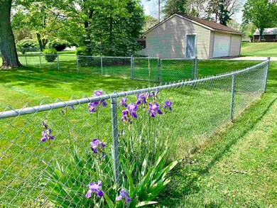 700 W Cromer Ave, Muncie, IN 47303 - photo 5