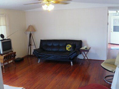 Shorebrooke Ave 4675 N May 8th 014