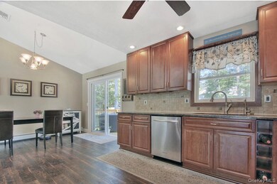 43 Brandywine Crossing, Newburgh, NY 12550 - photo 7