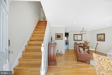 6102 Calico Pool Ln, Burke, VA 22015 - photo 3