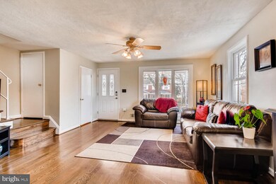 6803 Barnett Rd, Baltimore, MD 21239 - photo 5