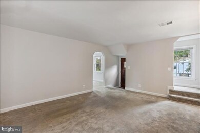 4613 Cheltenham Dr, Bethesda, MD 20814 - photo 6