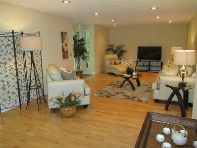 85 Jones Rd, Saratoga Springs, NY 12866 - photo 2