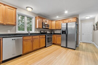 16 Sequoia Ln, Plaistow, NH 03865 - photo 6