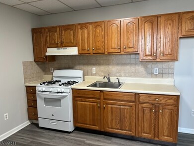 111 Anderson Ave unit 5, Fairview, NJ 07022 - photo 4