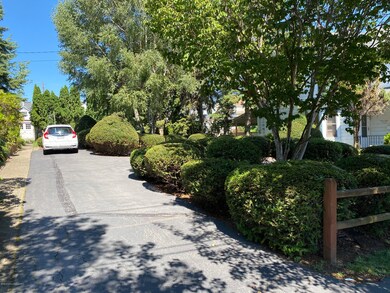 Mature landscaping