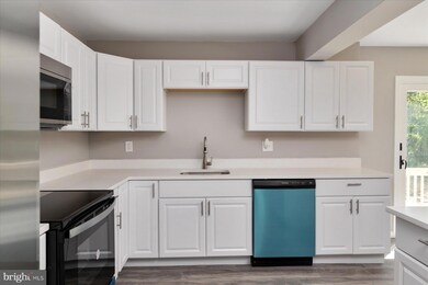 323 Tennessee Rd, Stevensville, MD 21666 - photo 2