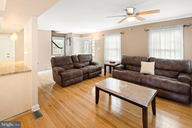 409 Sutherland Rd, Ewing, NJ 08618 - photo 5