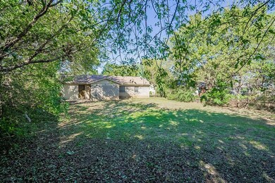 661 W Cedar St, Hurst, TX 76053 - photo 7