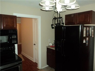 1607 Kefauver St, Manchester, TN 37355 - photo 4