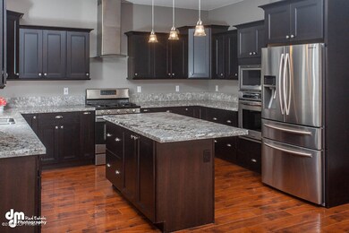 Two Ovens!