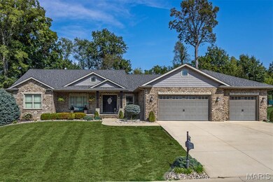 55 Independence Dr, Highland, IL 62249 - photo 2