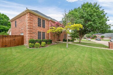 3236 River Bend Dr, Hurst, TX 76054 - photo 3