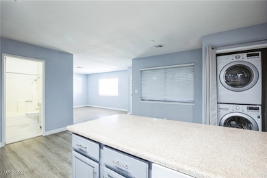 848 Mantis Way unit 3, Las Vegas, NV 89110 - photo 4