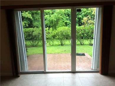 2541 NW 31st Ct unit 2541, Oakland Park, FL 33309 - photo 2