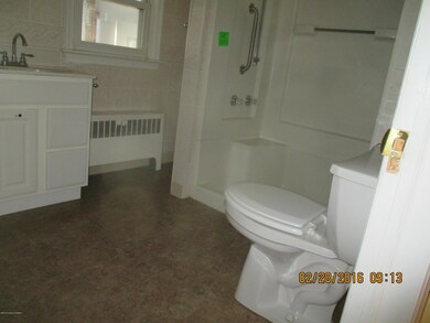 1023 Orange St, Berwick, PA 18603 - photo 4