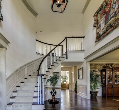 1 Manchester Ct, Columbus, NJ 08022 - photo 2