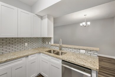 6422 New York St unit B, Houston, TX 77021 - photo 6