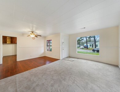 4530 Kingsbury St, Houston, TX 77021 - photo 2