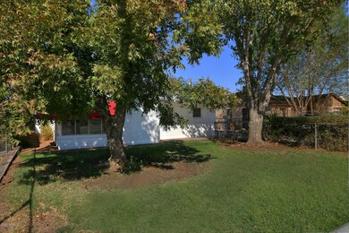 1826 E Monte Vista Rd Phoenix-large-002-