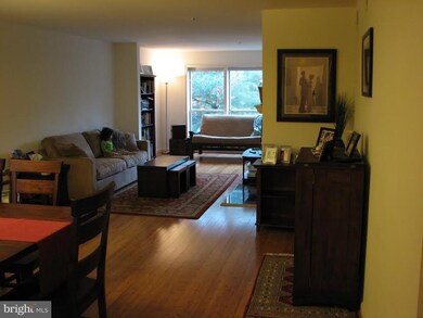 The Four Winds at Oakton unit 2-D1, Oakton, VA 22124 - photo 4