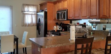 32 Calvanico Ln, Staten Island, NY 10314 - photo 4