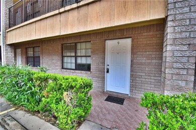2210 Elisa Ln unit 9, Edinburg, TX 78541 - photo 2