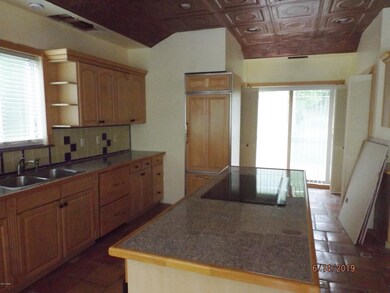 105 Sterling Cir, Bushkill, PA 18324 - photo 3