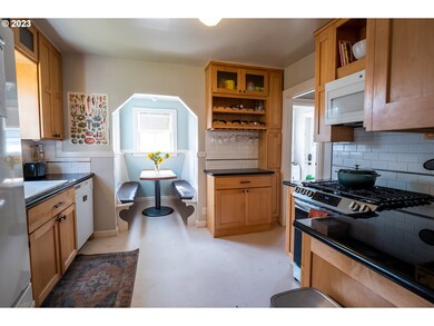 Kitchen/Nook