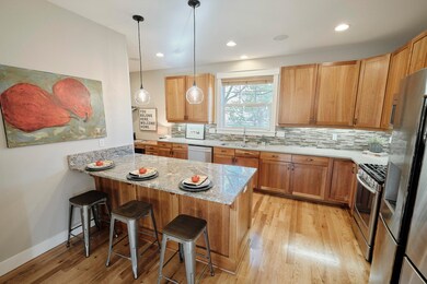 20211011-bol-63100-angler-ave-2