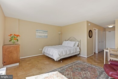 Van Ness East unit 1036, Washington, DC 20008 - photo 7