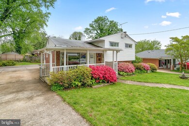 12819 Weiss St, Rockville, MD 20853 - photo 2