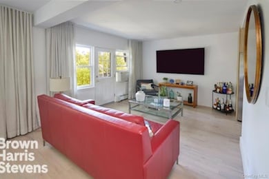 Dogwood Close Townhomes unit A7, Bronx, NY 10471 - photo 5