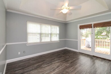 Dining room/bonus room