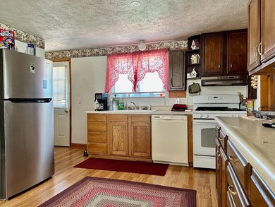 701 S Shield St, Knox, IN 46534 - photo 6