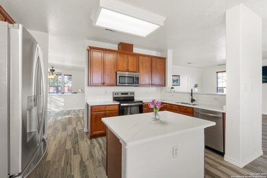 11101 Baywave, San Antonio, TX 78233 - photo 6