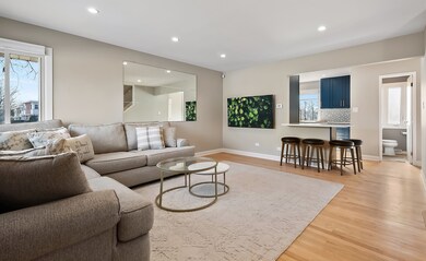 452 E Vallette St, Elmhurst, IL 60126 - photo 3