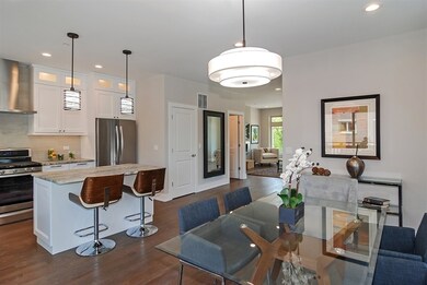 33 Forest Ave unit 2, River Forest, IL 60305 - photo 6