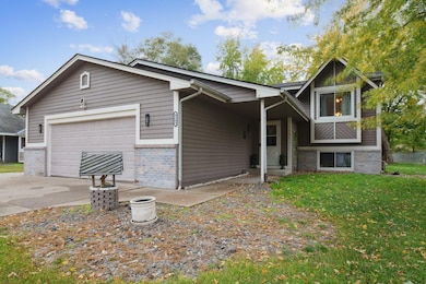 9143 James Ave N, Brooklyn Park, MN 55444 - photo 2