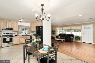 43 Blueberry Ln, Willingboro, NJ 08046 - photo 4