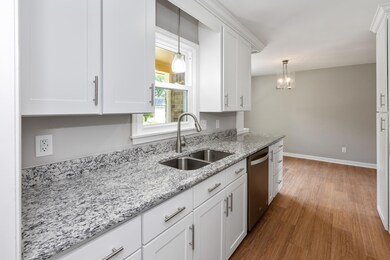 2543 Dearborne Rd_Brett Martin Photograp