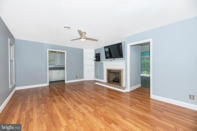 1913 Applewood Dr, Hagerstown, MD 21740 - photo 5