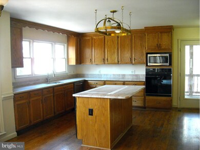 3255 Titanic Dr, Stafford, VA 22554 - photo 4