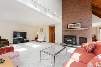 20 Marlboro St, Hudson, MA 01749 - photo 6