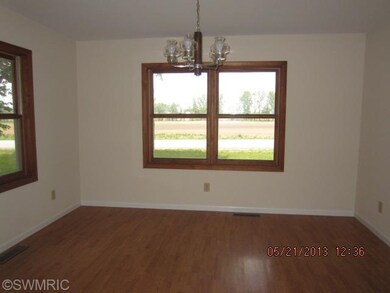 12881 Finkbeiner Rd, Middleville, MI 49333 - photo 3