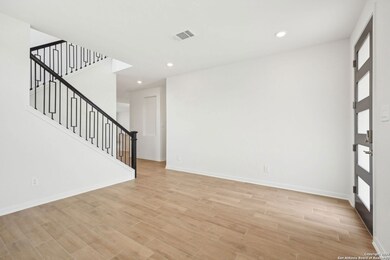 9510 Quail Crest Dr, Schertz, TX 78154 - photo 6